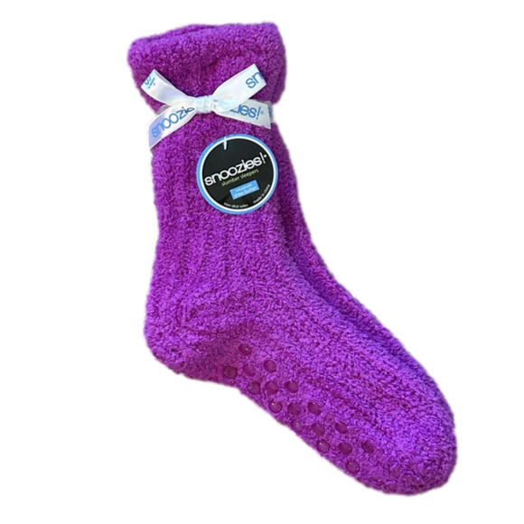Nwt Snoozies Shea Butter Socks Vivid Plum Size 9-11